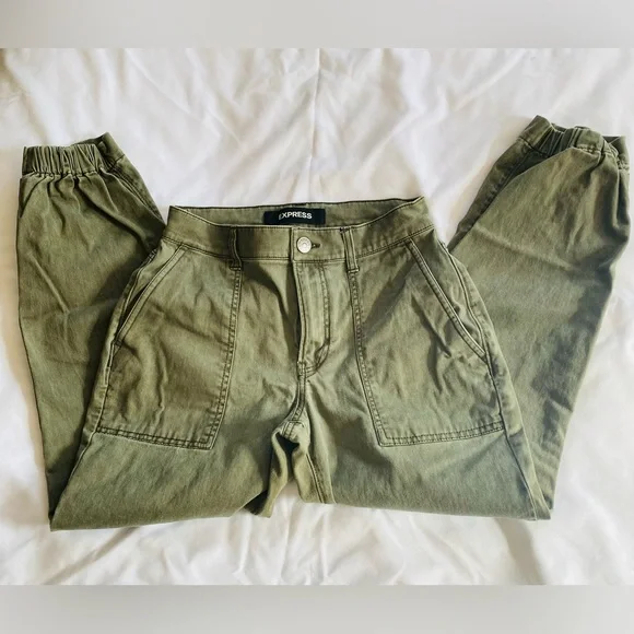 🌹 3 for $25 Express Women’s Cropped Straight High Rise Army Green Pants Size 0 - Picture 1 of 7